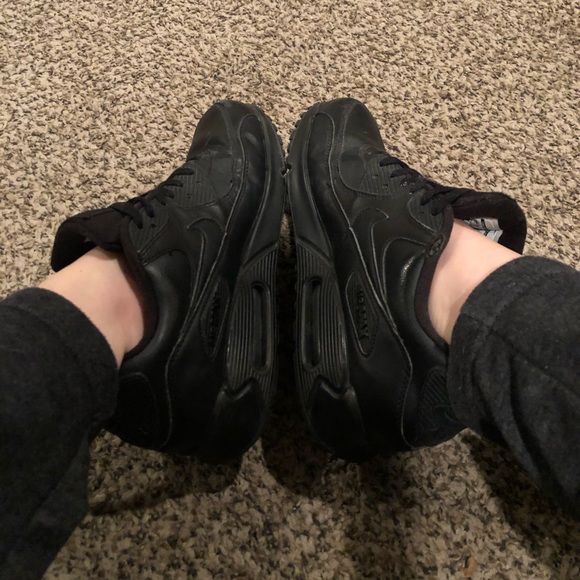 Nike Shoes - Nike Air Max